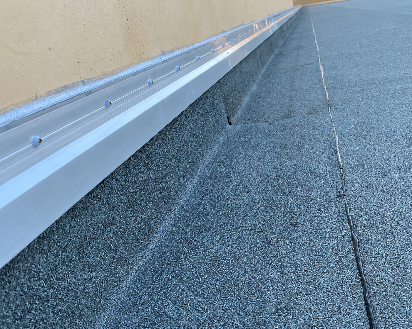 Pressure seal waterproofing installation
